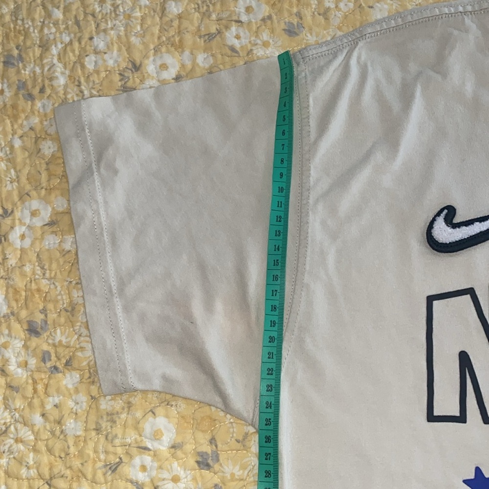 Nike Men T-shirt - Picture 9 of 11